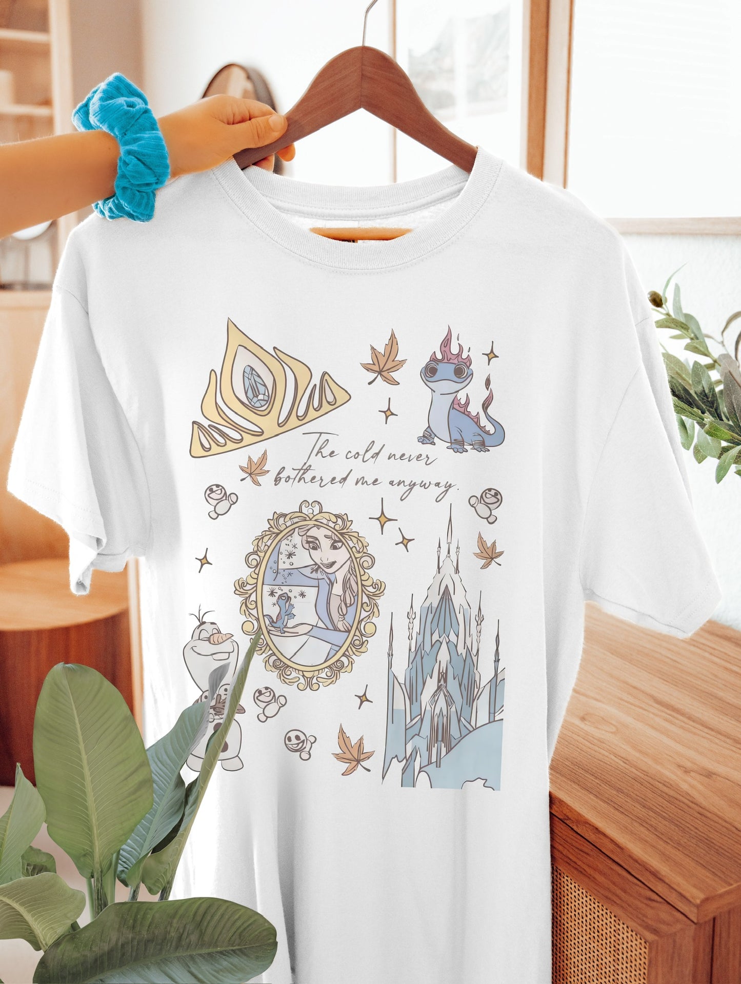 Frozen Tee pink/sand/white/blue